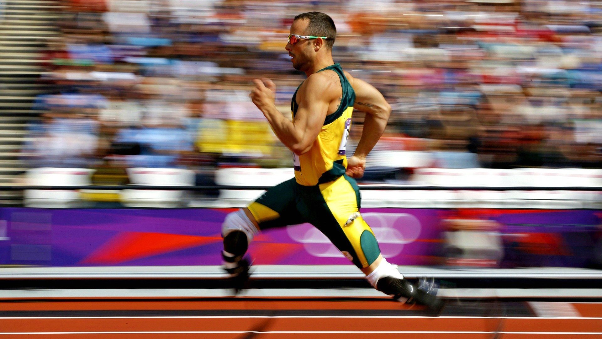 弗兰:全黑队的“防守强力支柱”,突破防线时如鬼魅般迅速